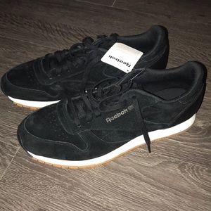 Reebok Classics NWT